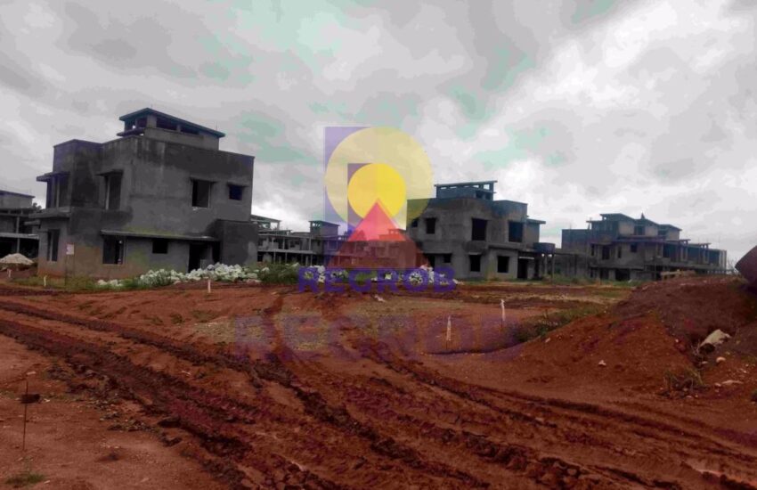 3 BHK Villas for sale in Purvankara The Sound of Water