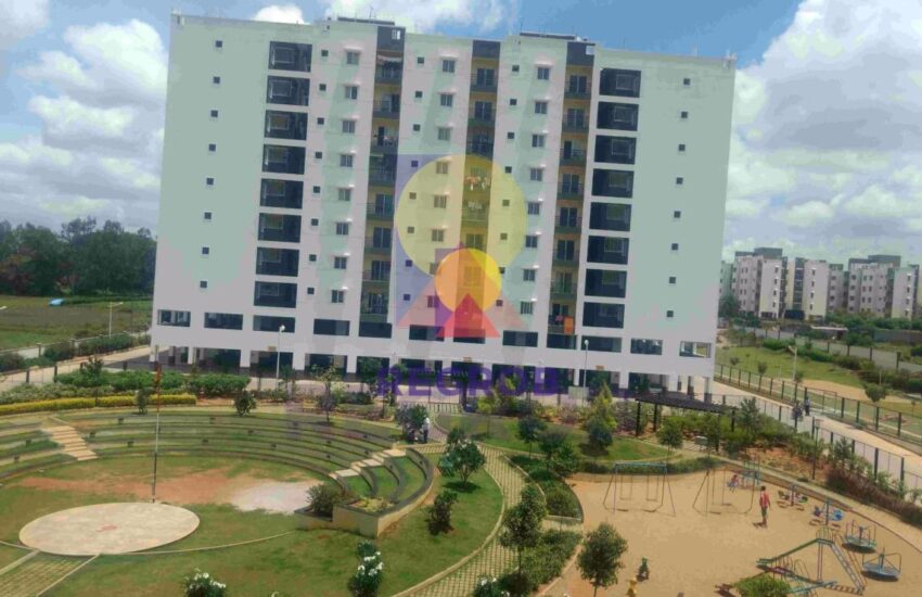 2 BHK for sale in Shriram Smrithi