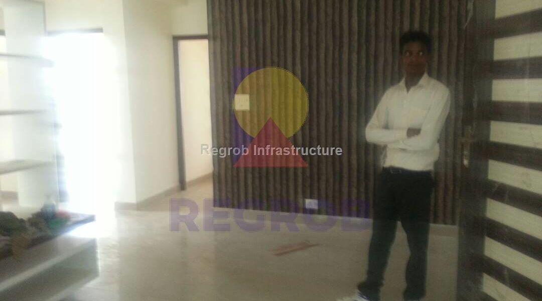 2 BHK Apartment in Royal Nest