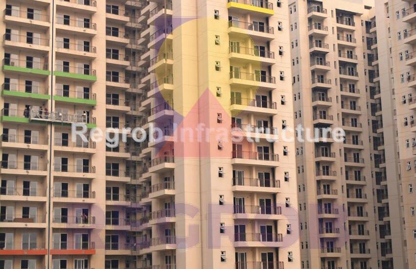 3 BHK Apartment in Sam Palm Olympia