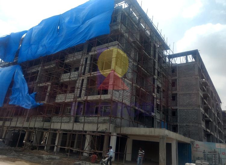 2.5 BHK in Pavani Sarovar