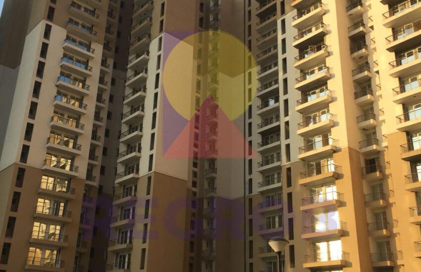3 BHK Apartment in Nirala Greenshire