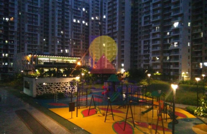 3 BHK Apartments For Sale In Mahagun Mywoods